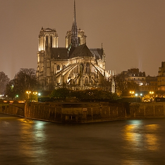 Hommage Notre-Dame de Paris Photos faites il y a quelques années dont j'ai retravaillé les clichés suite à l'incendie